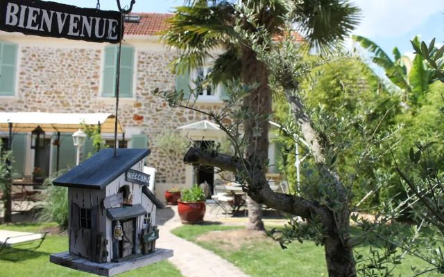 Le Petit Nailly