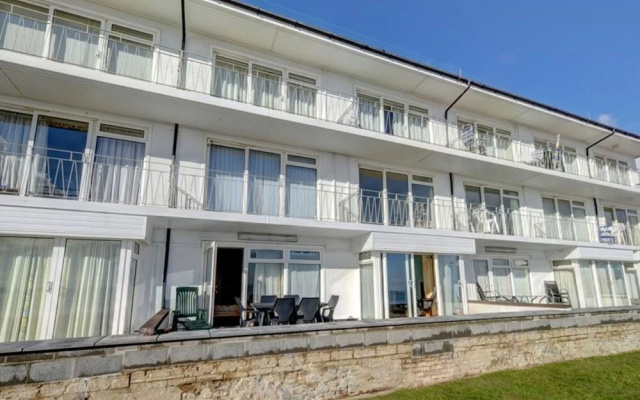 Spacious Apartment in Saundersfoot With Terrace