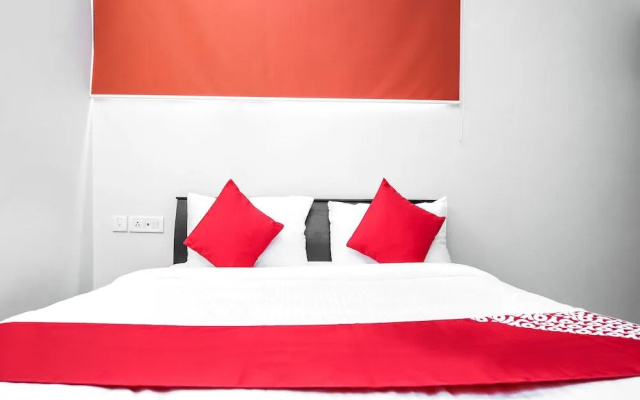 OYO 15154 Hotel Rock On