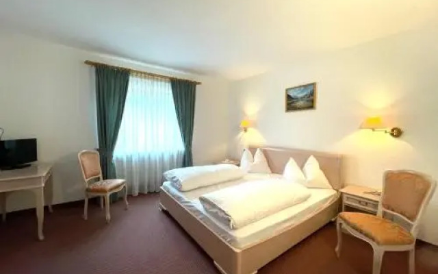 Hotel Larch