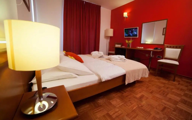 Family Resort Hotel Manora