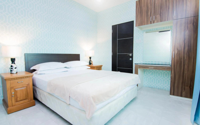 Apollonia Royale Hotel