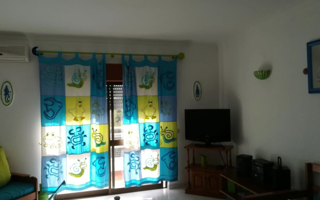 Cool 1-bedroom Apartment in Albufeira Center