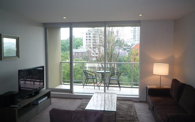 Wyndel Apartments - Harbour Watch