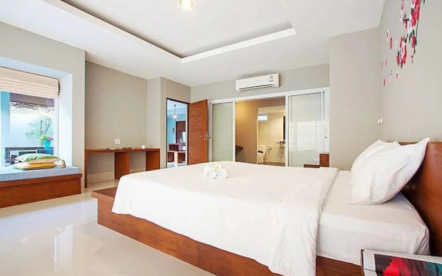 Moonscape Villa 101