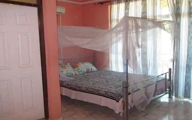 Sadiana Apartments