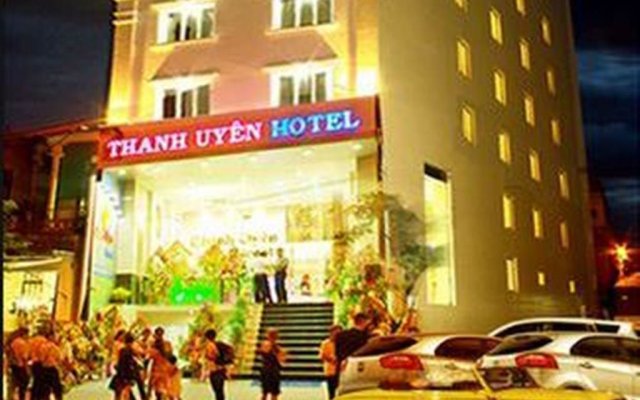 Отель Thanh Uyen Hotel Вьетнам, Хюэ - отзывы, цены и фото номеров - забронировать отель Thanh Uyen Hotel онлайн вид на фасад