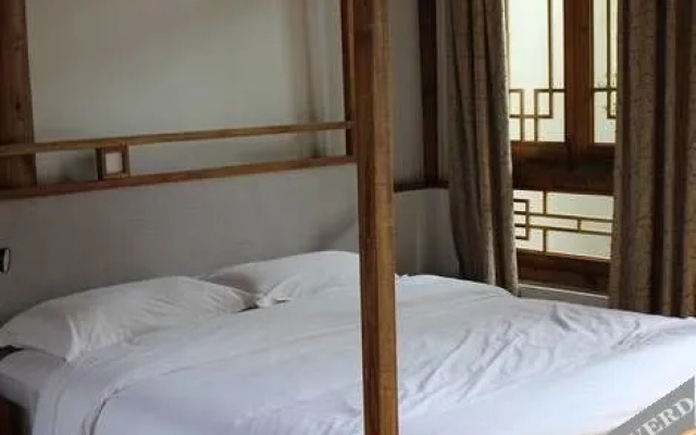 Zi Neng Xue Guan Hotel