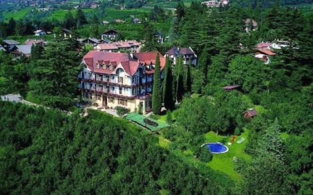 Hotel Angelica Меран вид на фасад