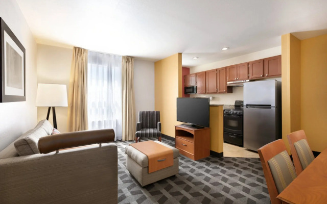 TownePlace Suites Gaithersburg by Marriott