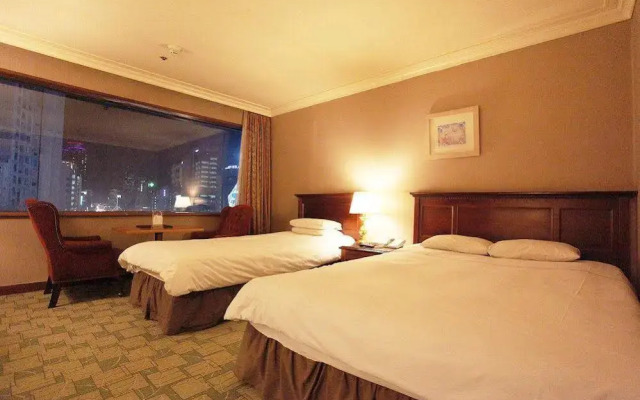 Ellui Hotel