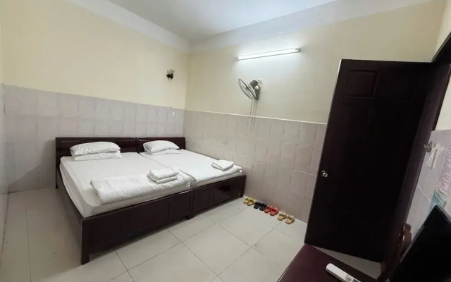 OYO 1296 Phu Loc Xuan Hotel Danang