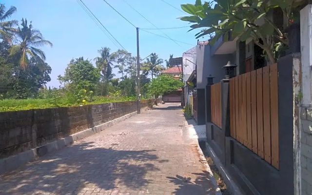 Kenayan Asri Residence by FH Stay