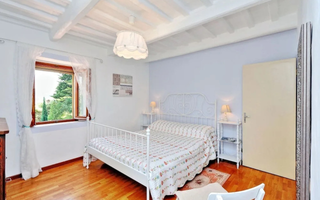 Villa With Private Pool and Garden in Private Location