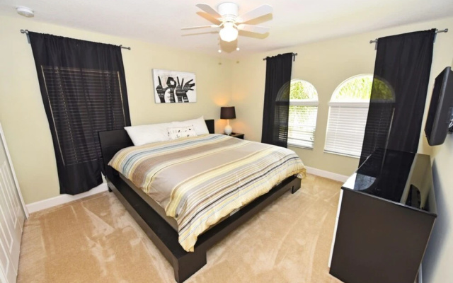 Watersong Resort Six-bedroom