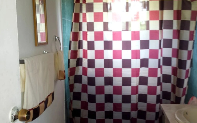 Belize Cultural Adventure Guesthouse