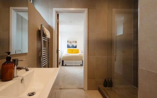 Central Leeds 1-bed Apartment Near Train Station