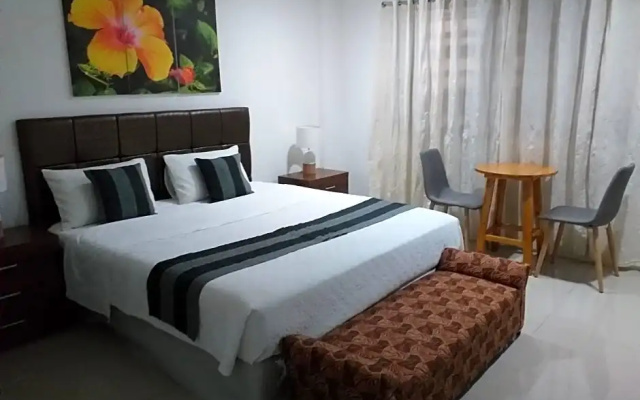 Summerhayes Lodge Room1