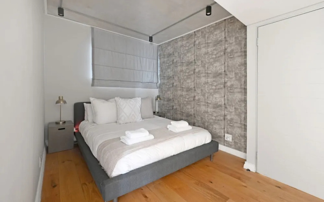 Two Bedroom Green Point Rooftop Pool BBQ