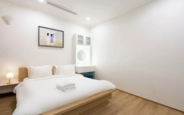 The Lancaster Luxury Citypoint ANGIA