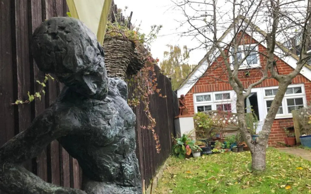 The Artist’S Hideaway. (Adults Only)