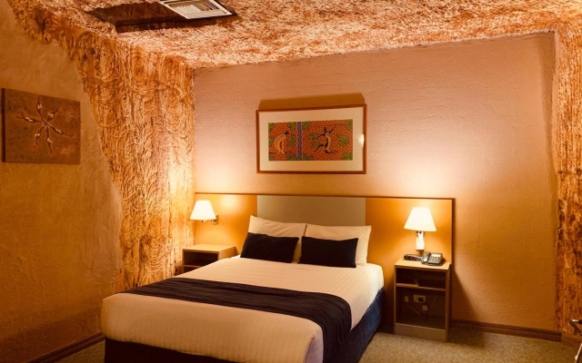 Desert Cave Hotel