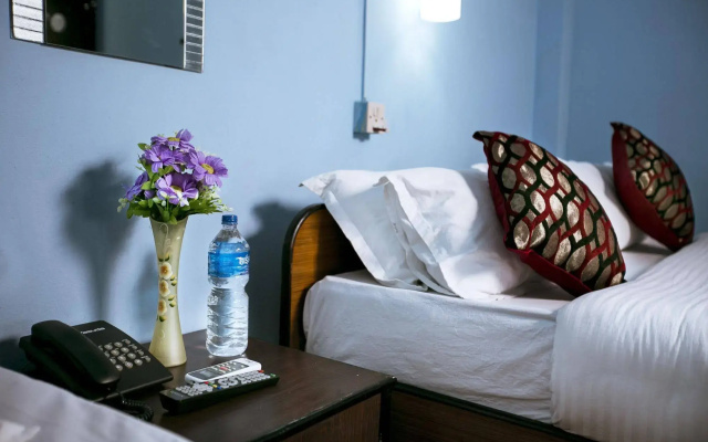 Sauraha Nana Hotel