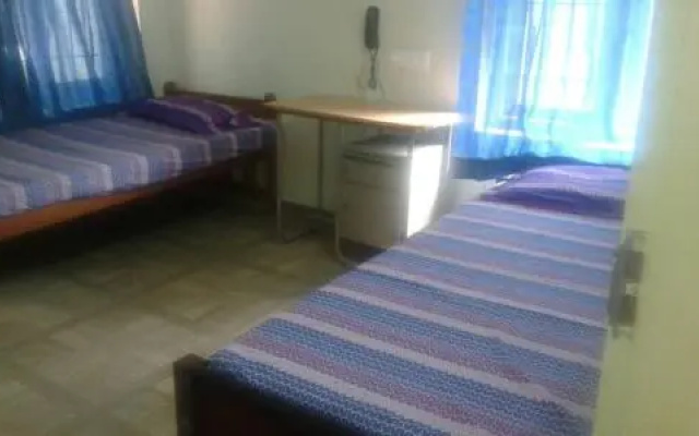 Single Room Non Ac Accommodation In A Home Stay