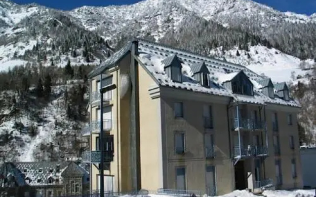 Apartment Appartement Avec Parking Et Petite Terrasse Sud