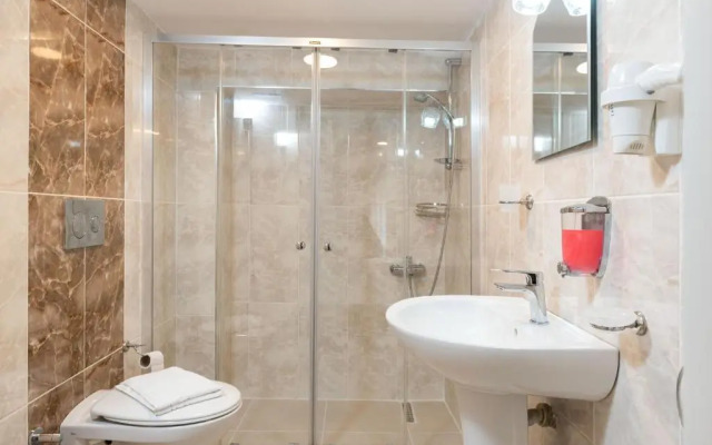 Blue Marmara Suites