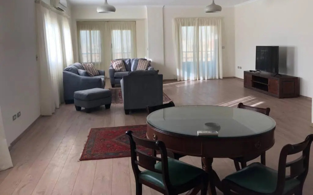 Luxury apartment in West Golf 5th settlement