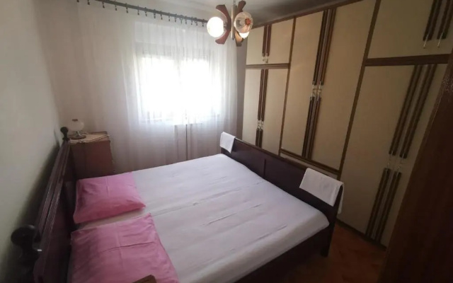 Apartment Andrija 41 pax