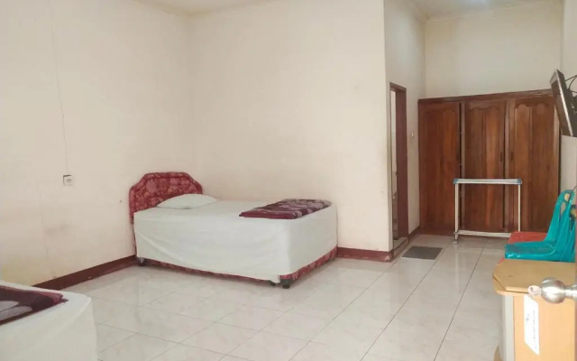 OYO 91061 Hotel Glory Tarutung