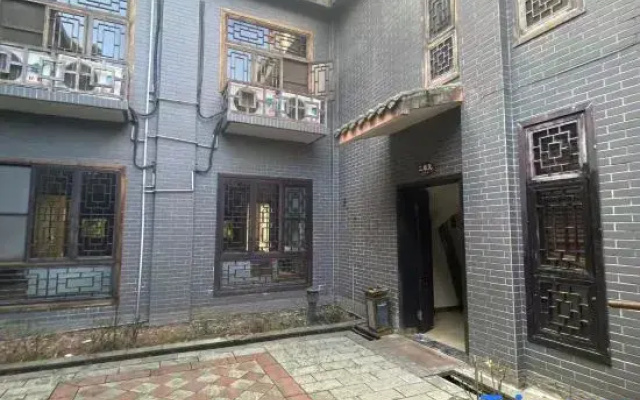 Xianlaiju Leisure Homestay (Liujian Ancient Town)