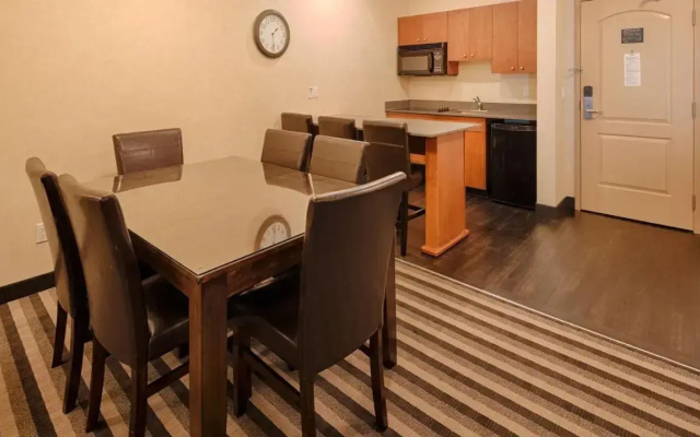 Best Western Plus Meridian Hotel