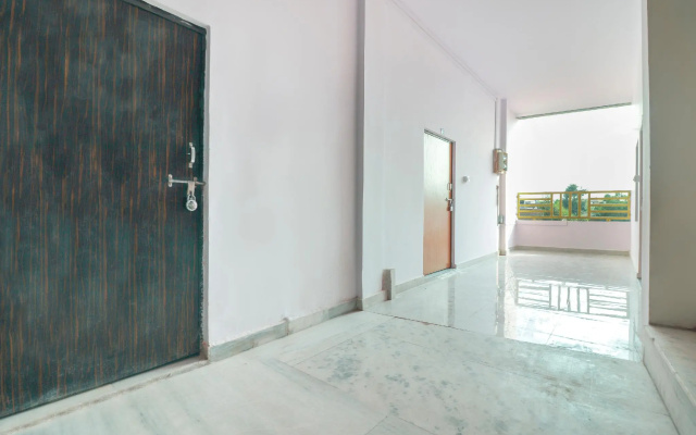 OYO 71057 Hotel Nand Palace