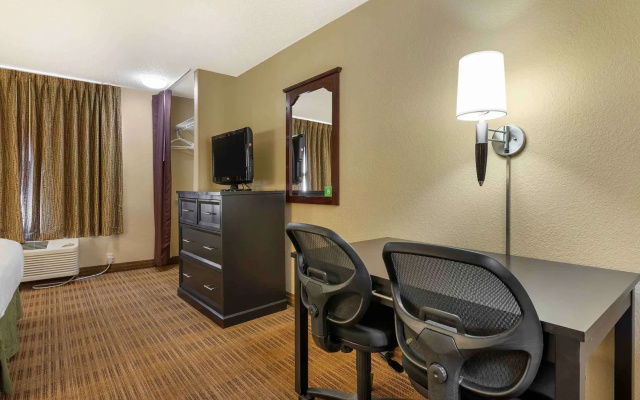 Extended Stay America Suites Champaign Urbana