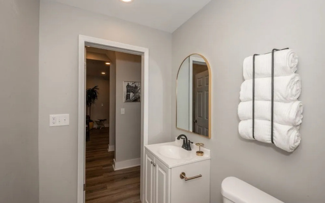 Luxe Spot Suites