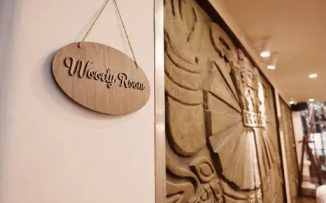 Woody Room / 2 Mins To Ta Hien Street