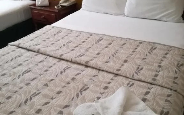 Hotel Dinastia Colima