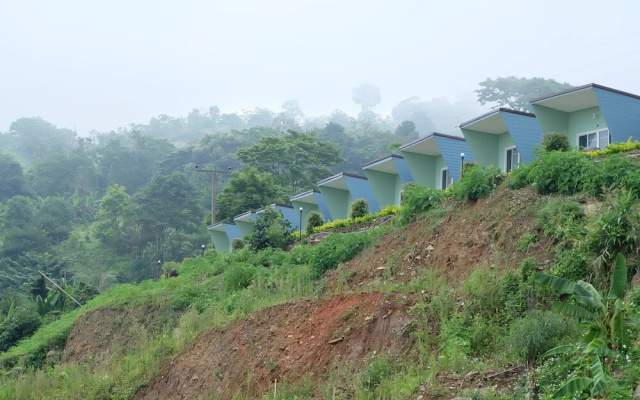Phu Mork Resort