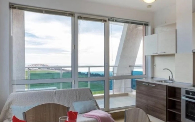 Spectacular Sea View 1-bed Apartment in Aheloy
