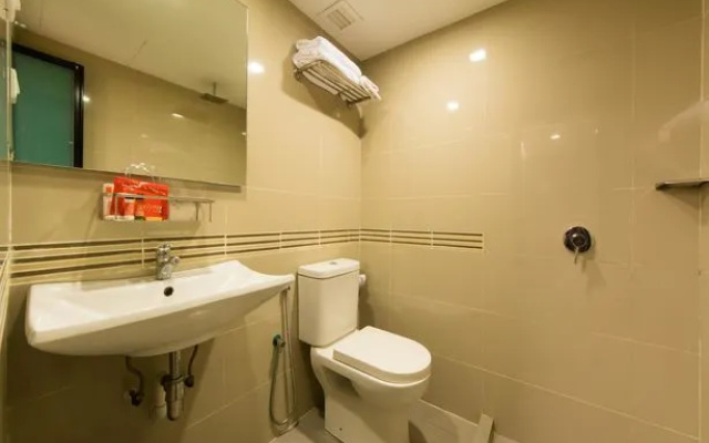 OYO 125 K Hotel