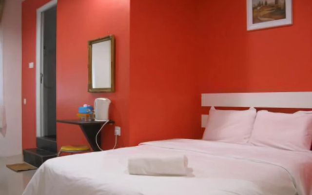 OYO 162 FB Hotel