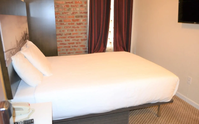 Inn on Folsom