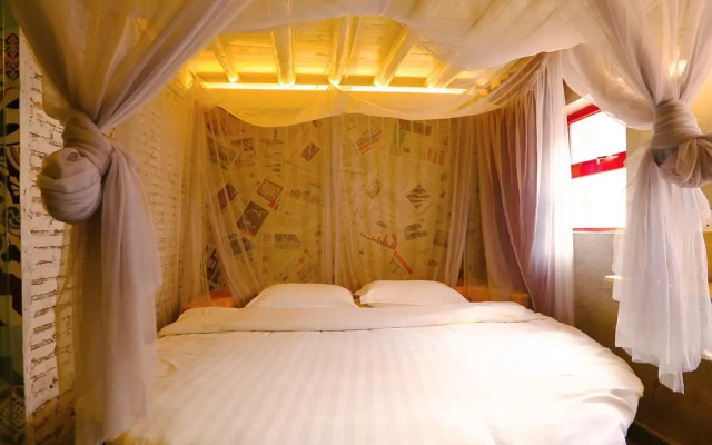 JiaoChangWei Maan CoCo Travelling With Hotel