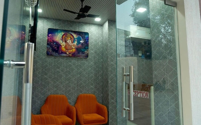Hotel Ganga Banquet And Restaurant