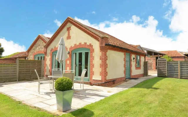 Beautiful Holiday Home in Larling With Garden