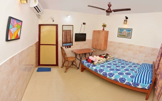 Rajalakshmi Guesthouse