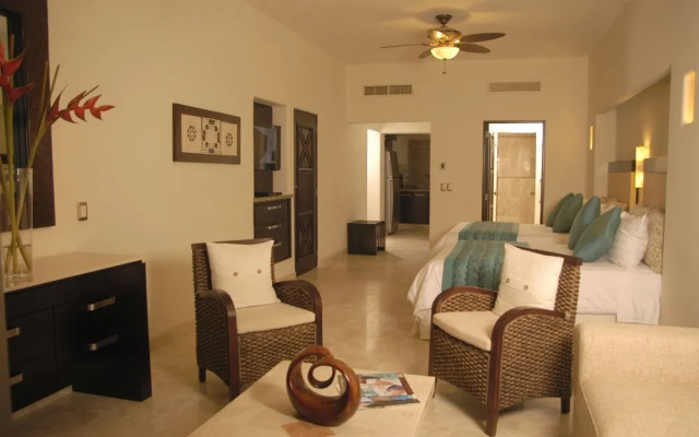 Zafiro Beach Boutique Resort